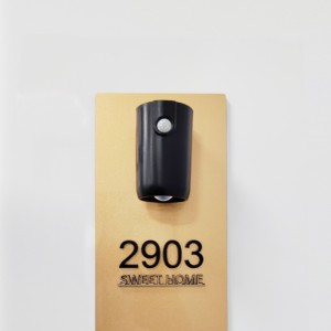 Smart Door Sign Light yokhala ndi Magnet Base Charging Body Sensing LED Decorative Wall Night Light